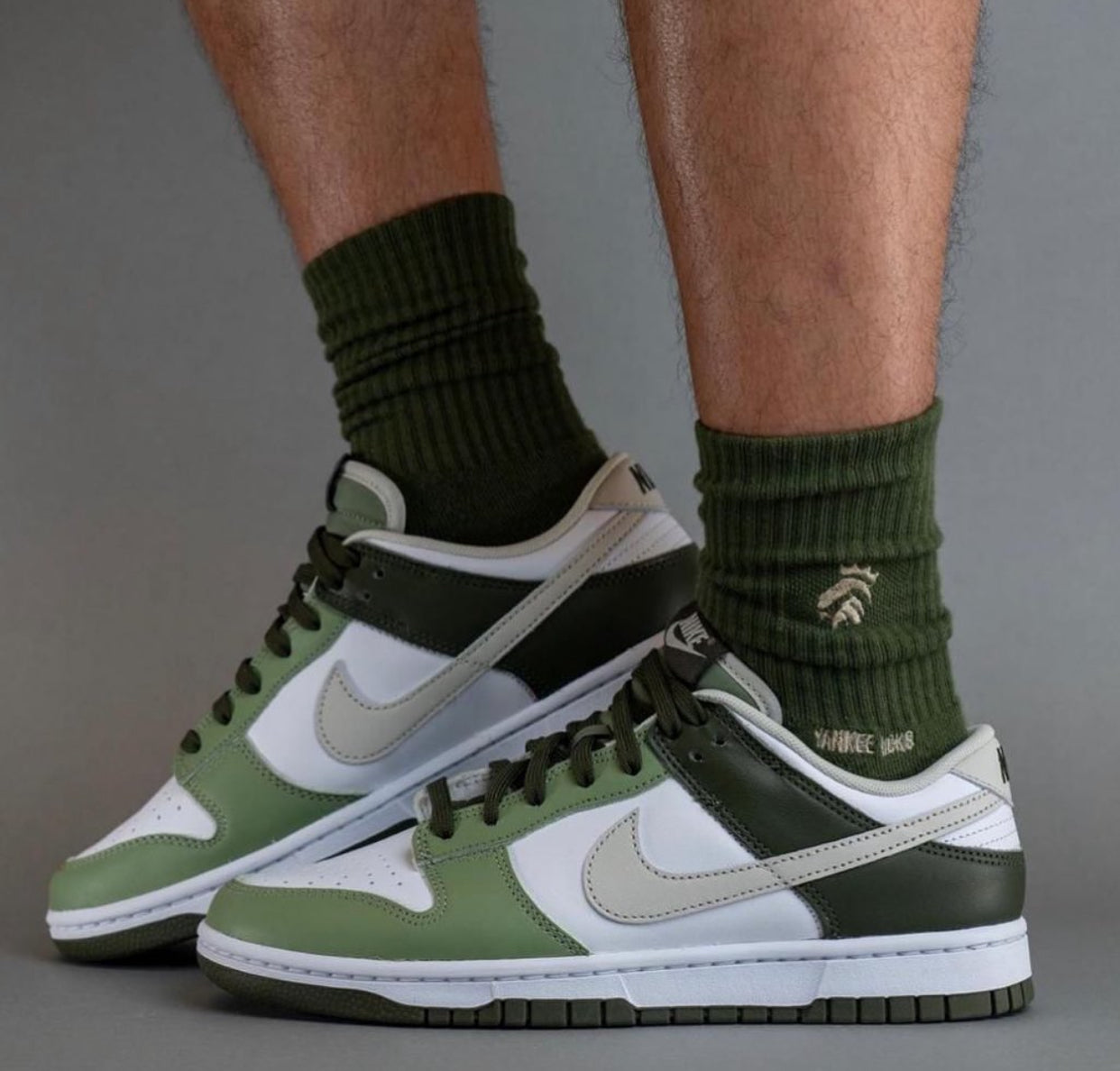 Nike Dunk “White Olive”